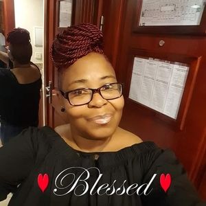 Meet your Posher, Tisha